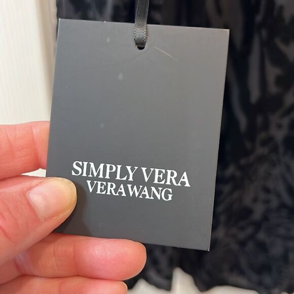 Simply Vera Sheer Black VeraWang Leopard Print Velvet Burnout Large- NWT - Picture 6 of 8